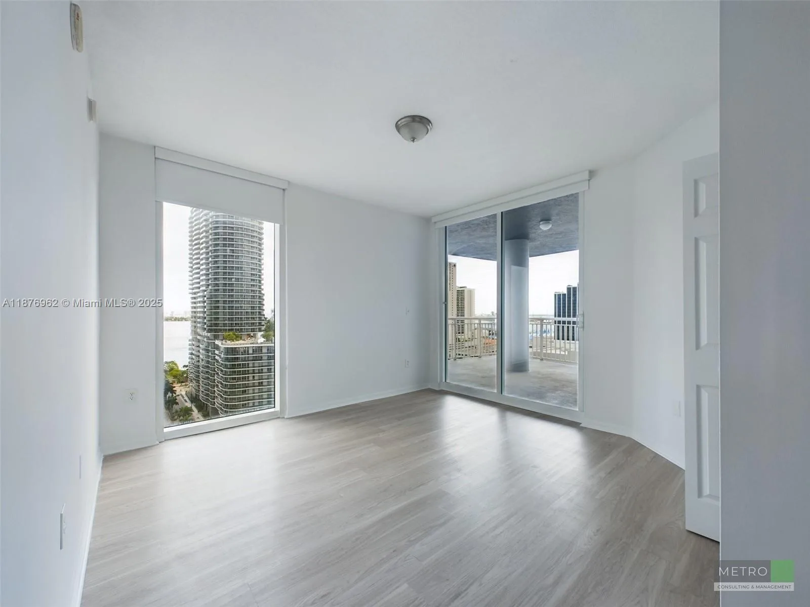 275 NE 18th St # 2007, Miami, FL 33132 photo 8