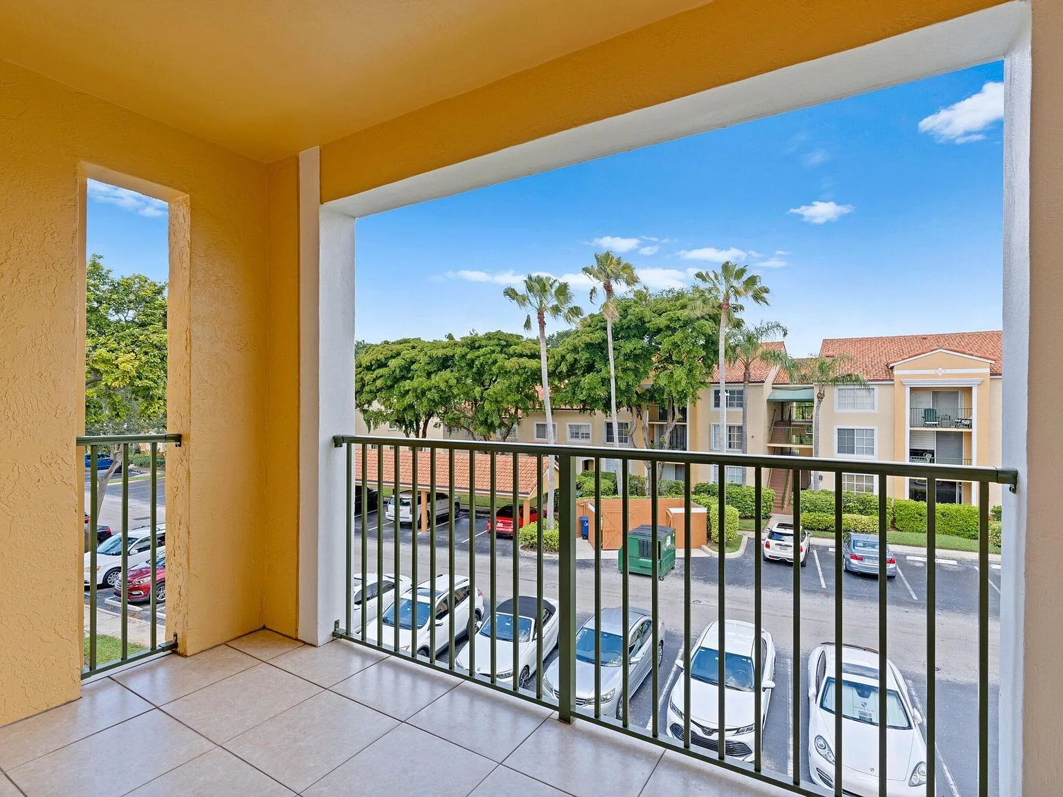 135 YACHT CLUB Way # 305, Hypoluxo, FL 33462