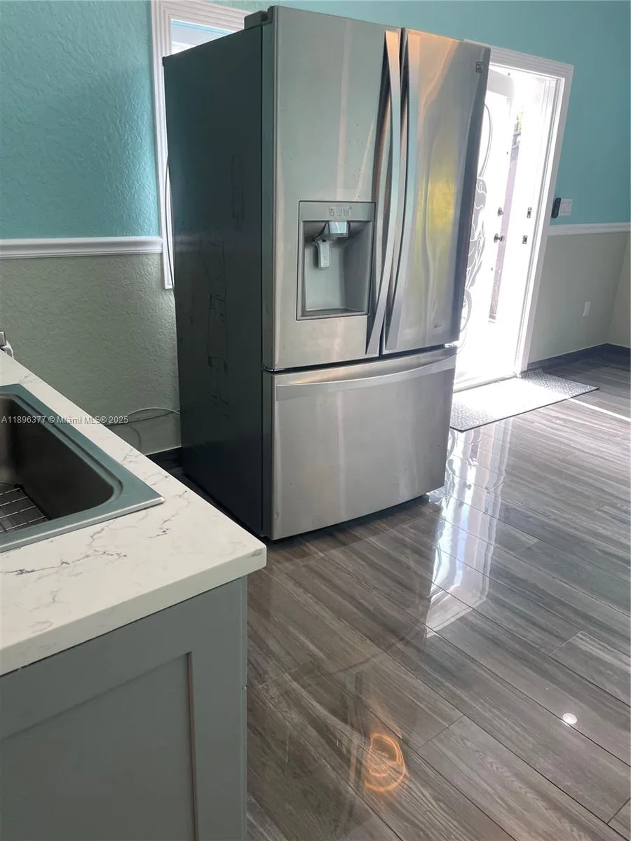 240 NE 27th St # 1, Pompano Beach, FL 33064 photo 9