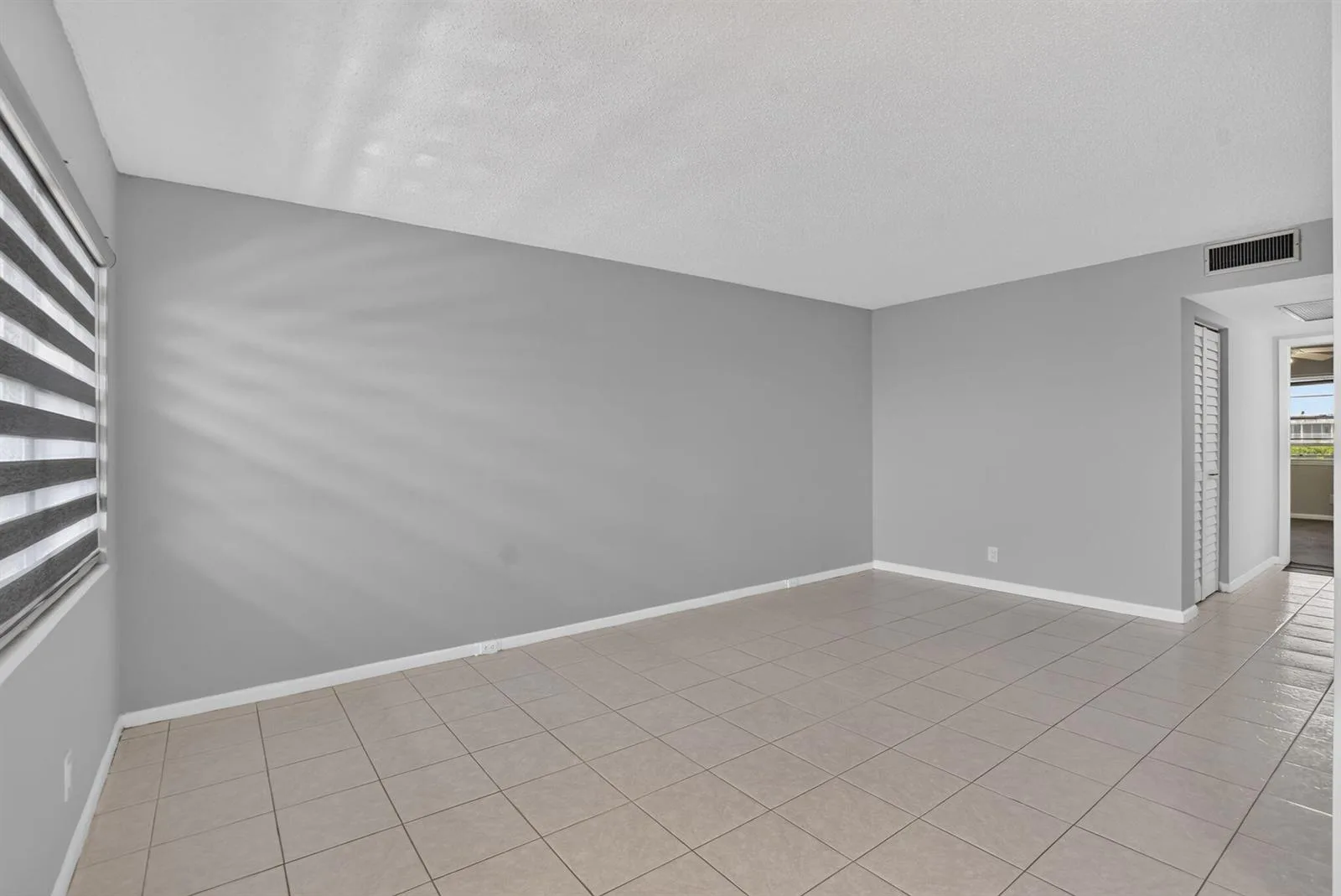 4022 Hythe B, Boca Raton, FL 33434 photo 8
