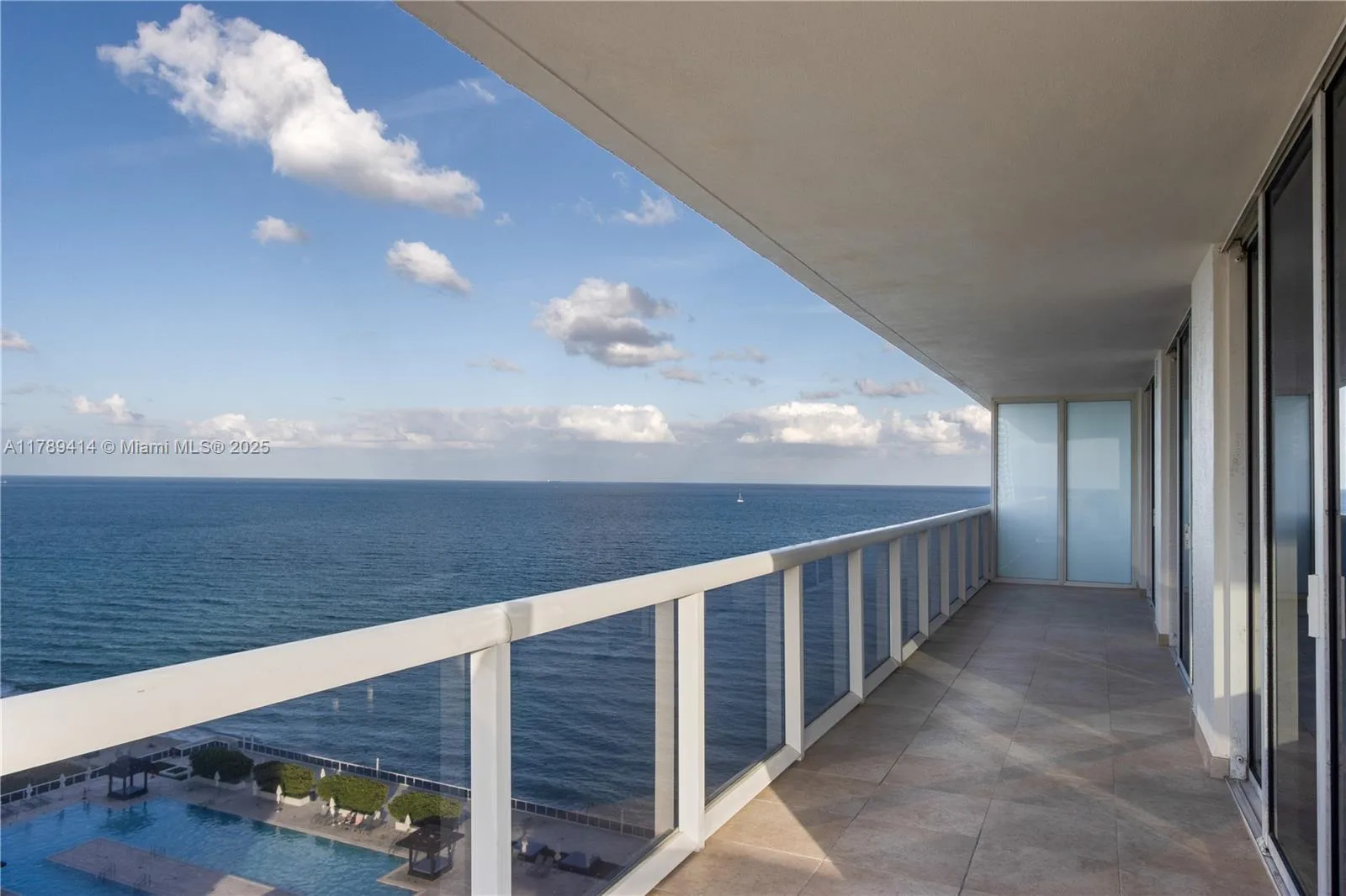 1830 S Ocean Dr # 1908, Hallandale Beach, FL 33009