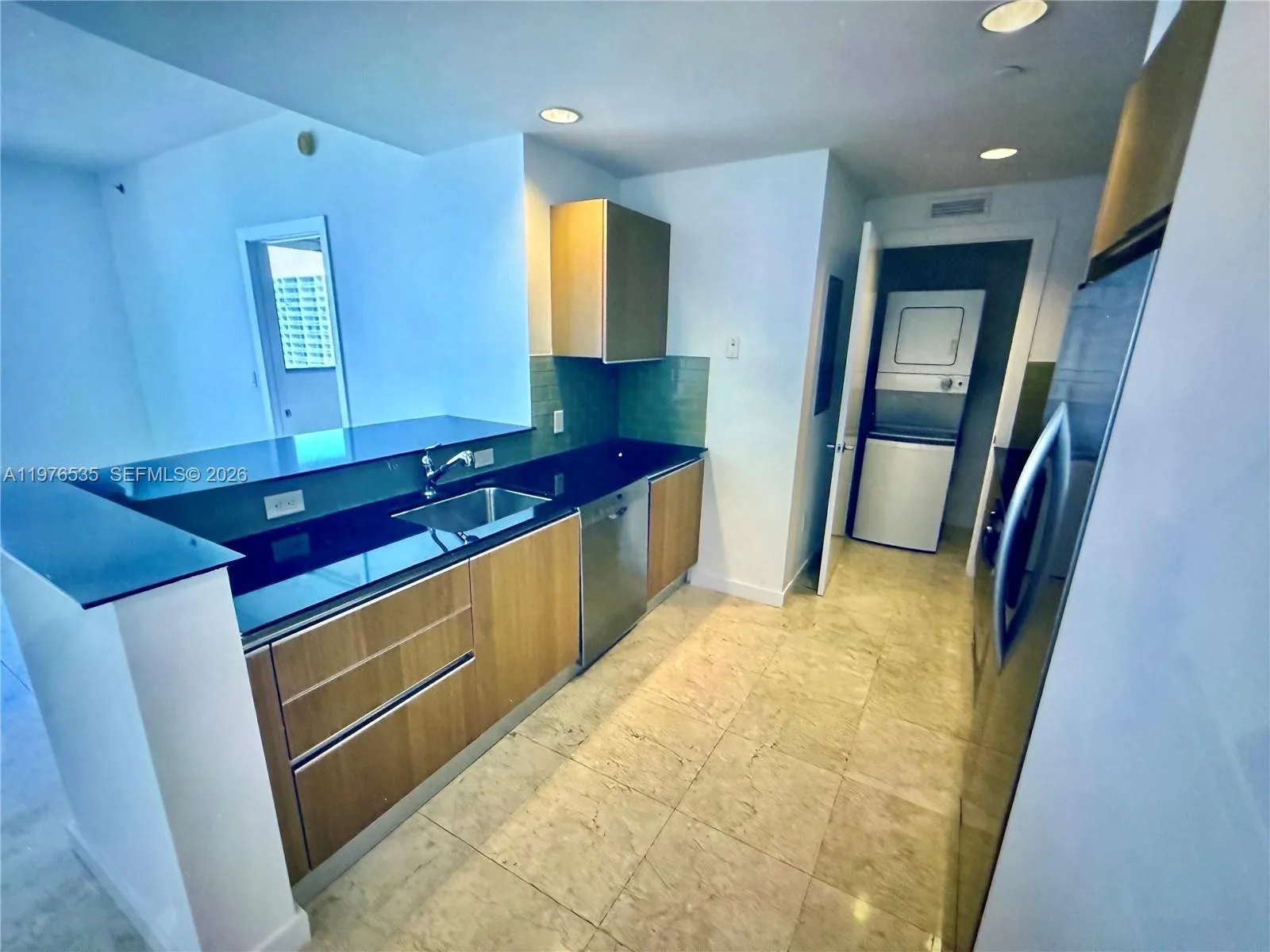 1060 Brickell Ave # 3205, Miami, FL 33131 photo 12