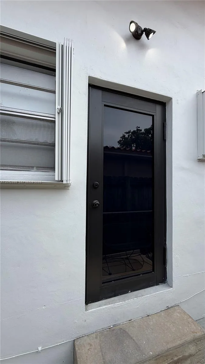612 NW 43rd Ct # 0, Miami, FL 33126 — zdjęcie 2