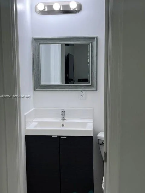 410 NW 31st St, Miami, FL 33127 photo 9