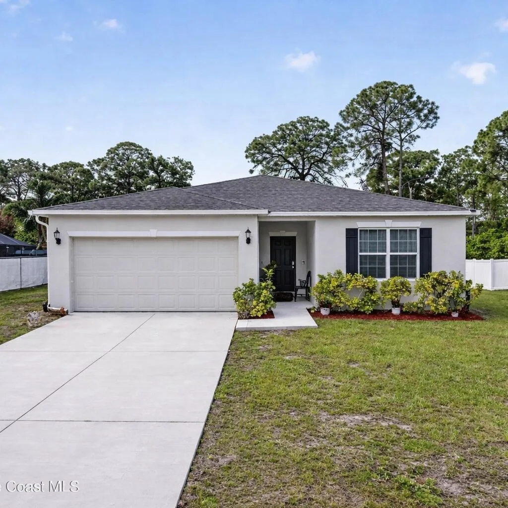 180 SE Dolphin St Street SE, Palm Bay, FL 32909