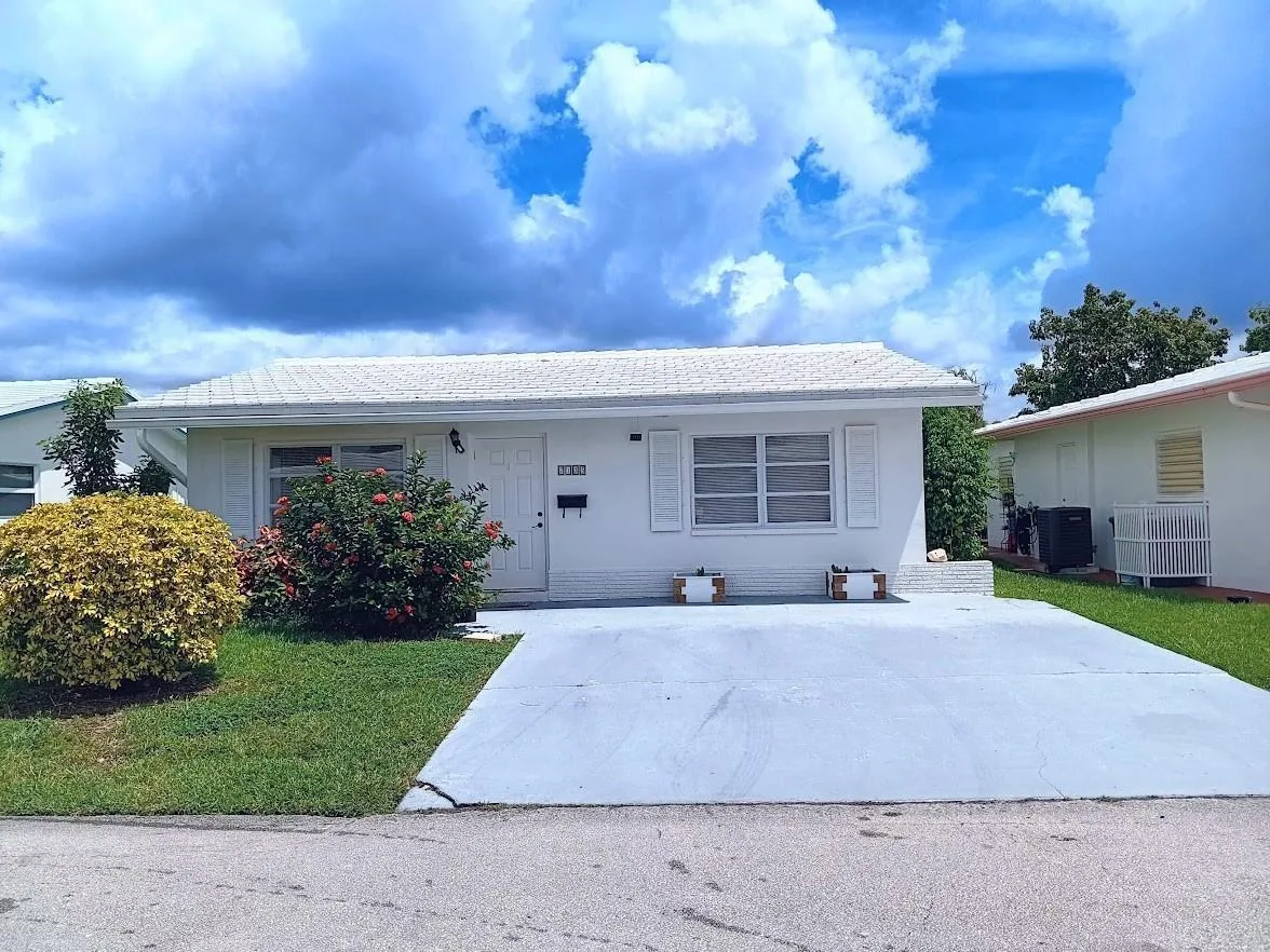 7105 NW 74th Place, Tamarac, FL 33321