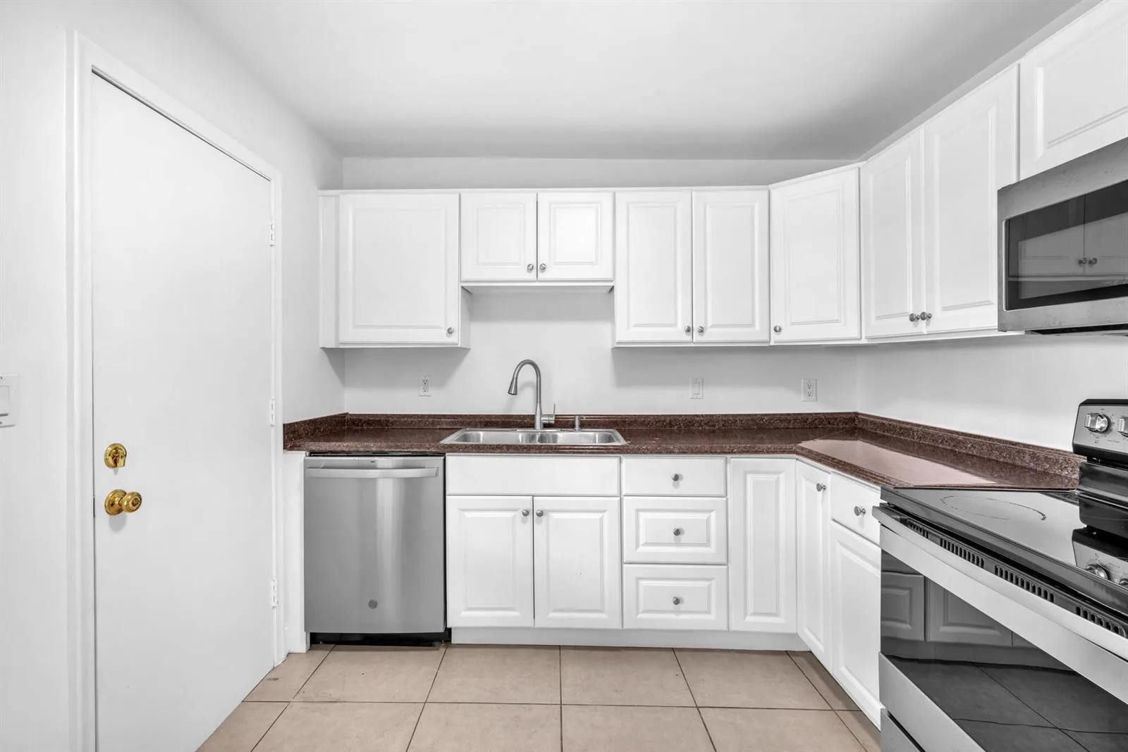 8900 W Sample Road # 204, Coral Springs, FL 33065 photo 4