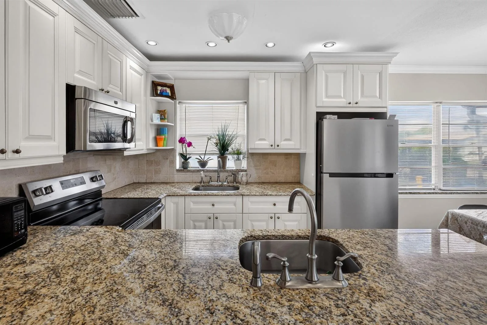 181 COVENTRY H, West Palm Beach, FL 33417 photo 7