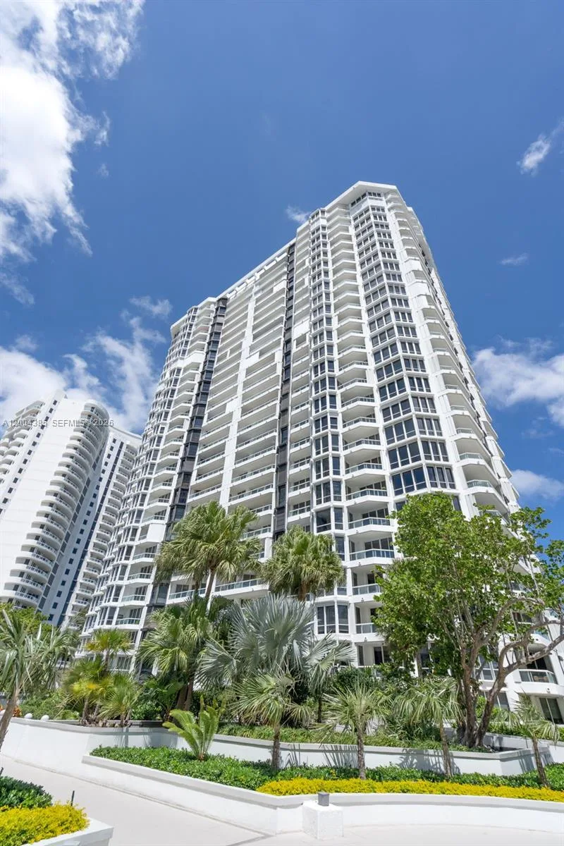 21150 E Point Pl # 904, Aventura, FL 33180 photo 2