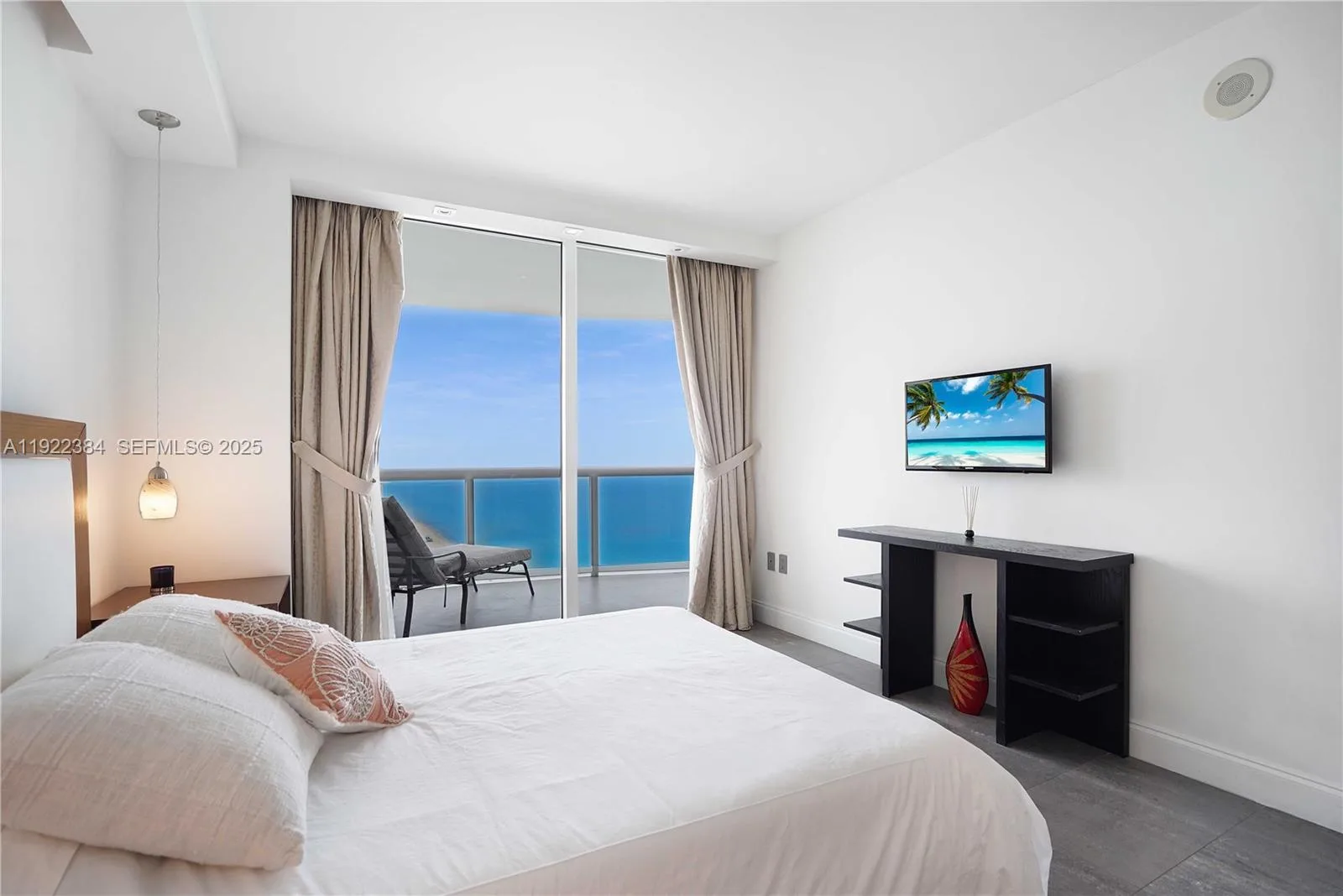 6365 Collins Ave # 2711, Miami Beach, FL 33141 photo 8