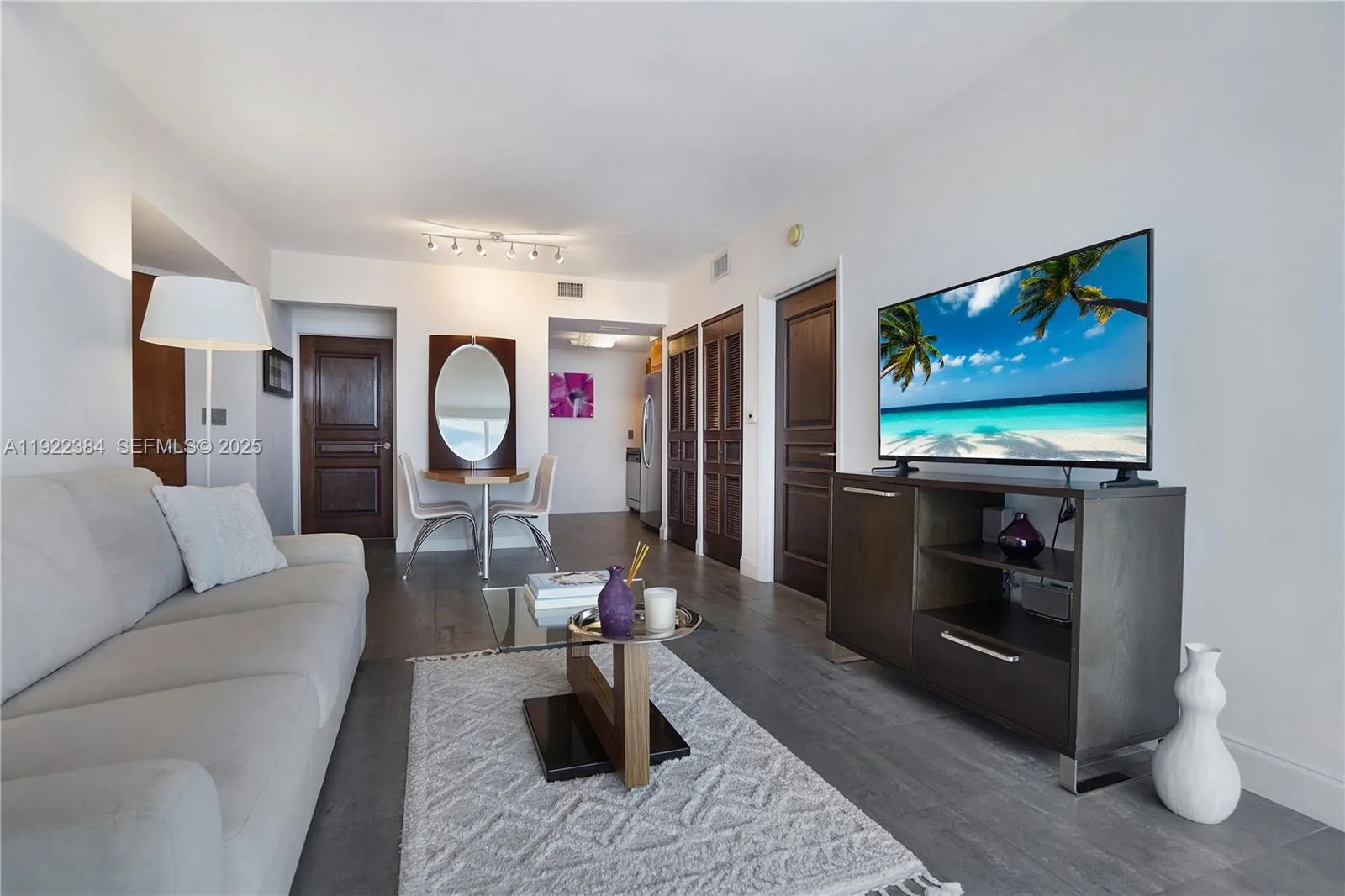 6365 Collins Ave # 2711, Miami Beach, FL 33141 photo 9