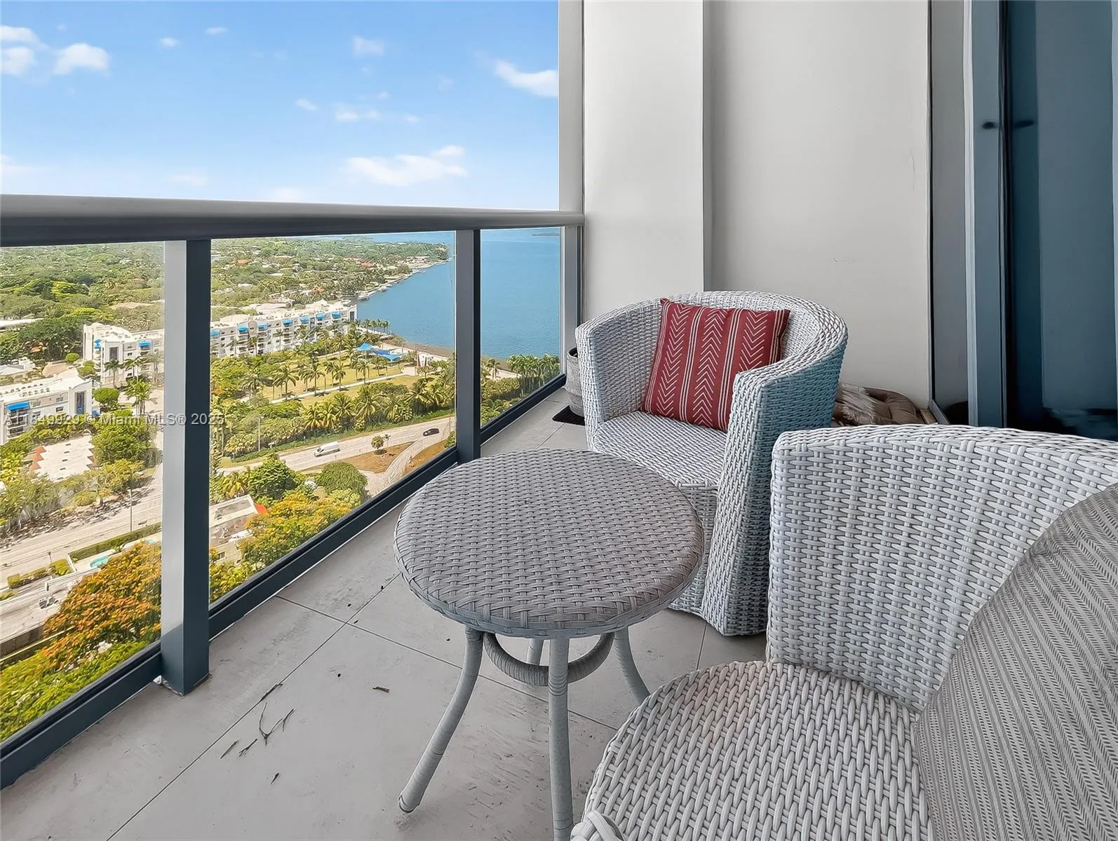 601 NE 36th St # 2201, Miami, FL 33137 photo 11
