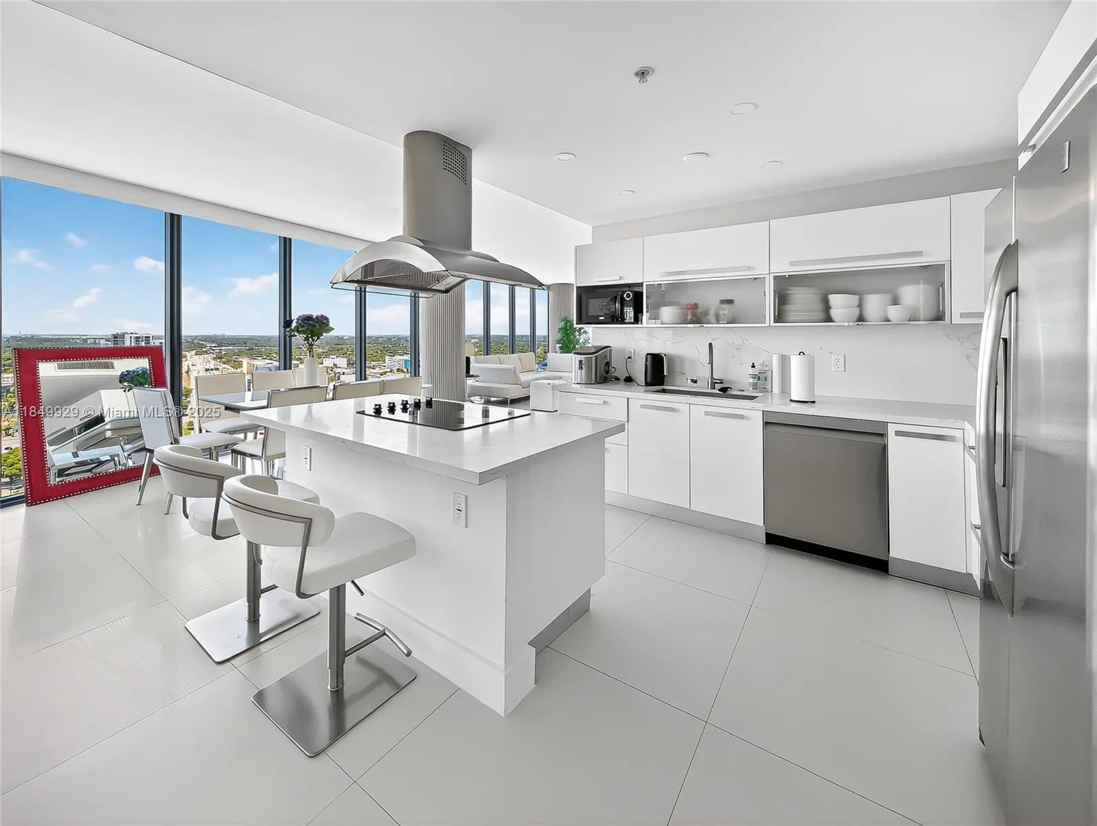 601 NE 36th St # 2201, Miami, FL 33137 photo 5