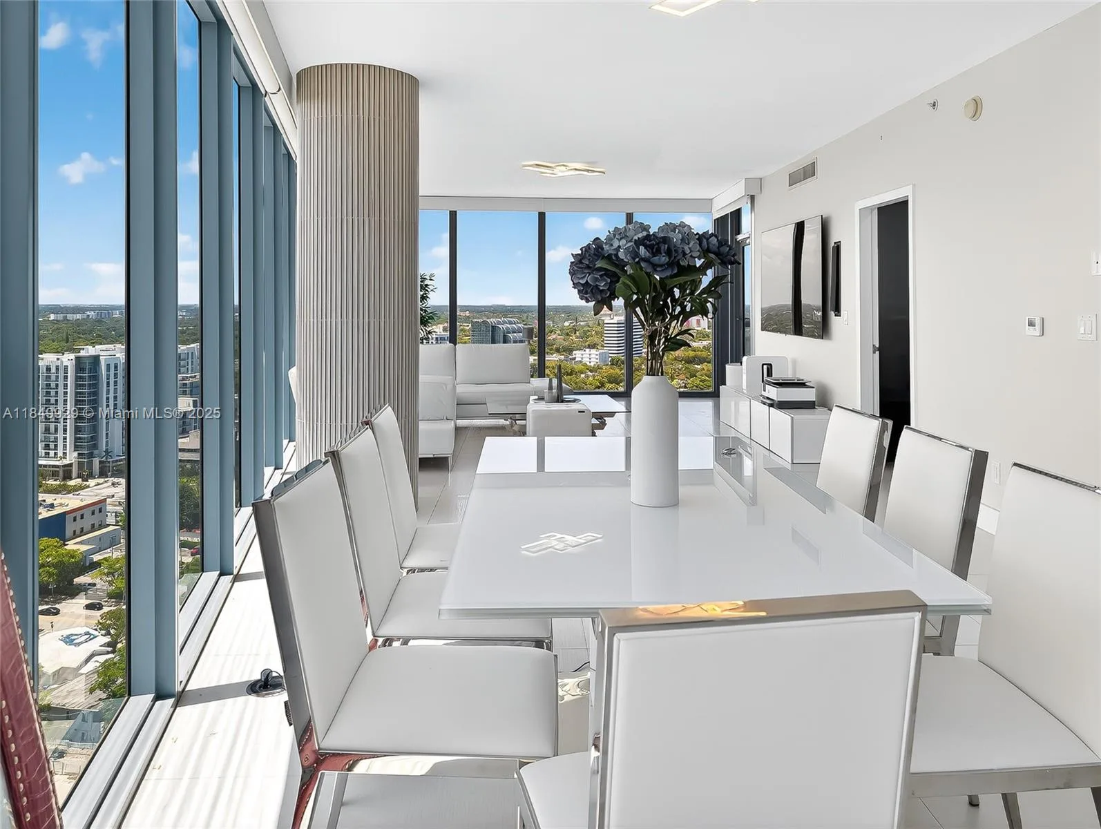 601 NE 36th St # 2201, Miami, FL 33137 photo 6