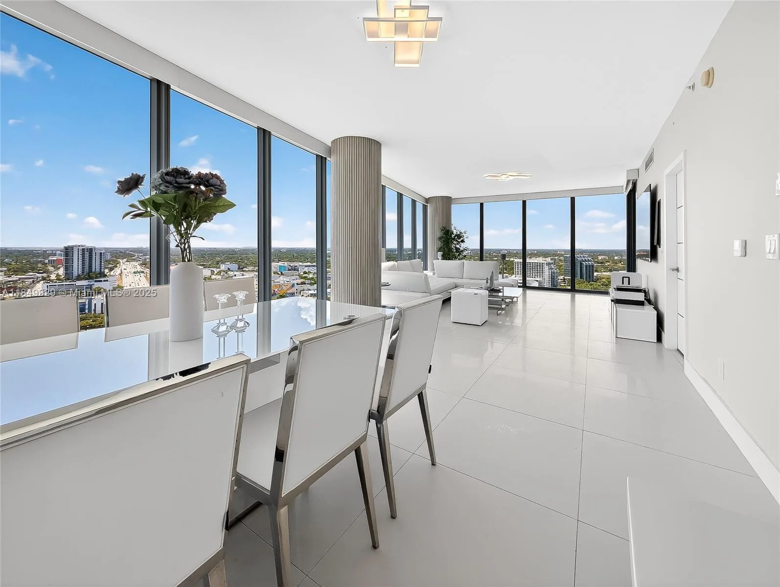 601 NE 36th St # 2201, Miami, FL 33137 photo 9