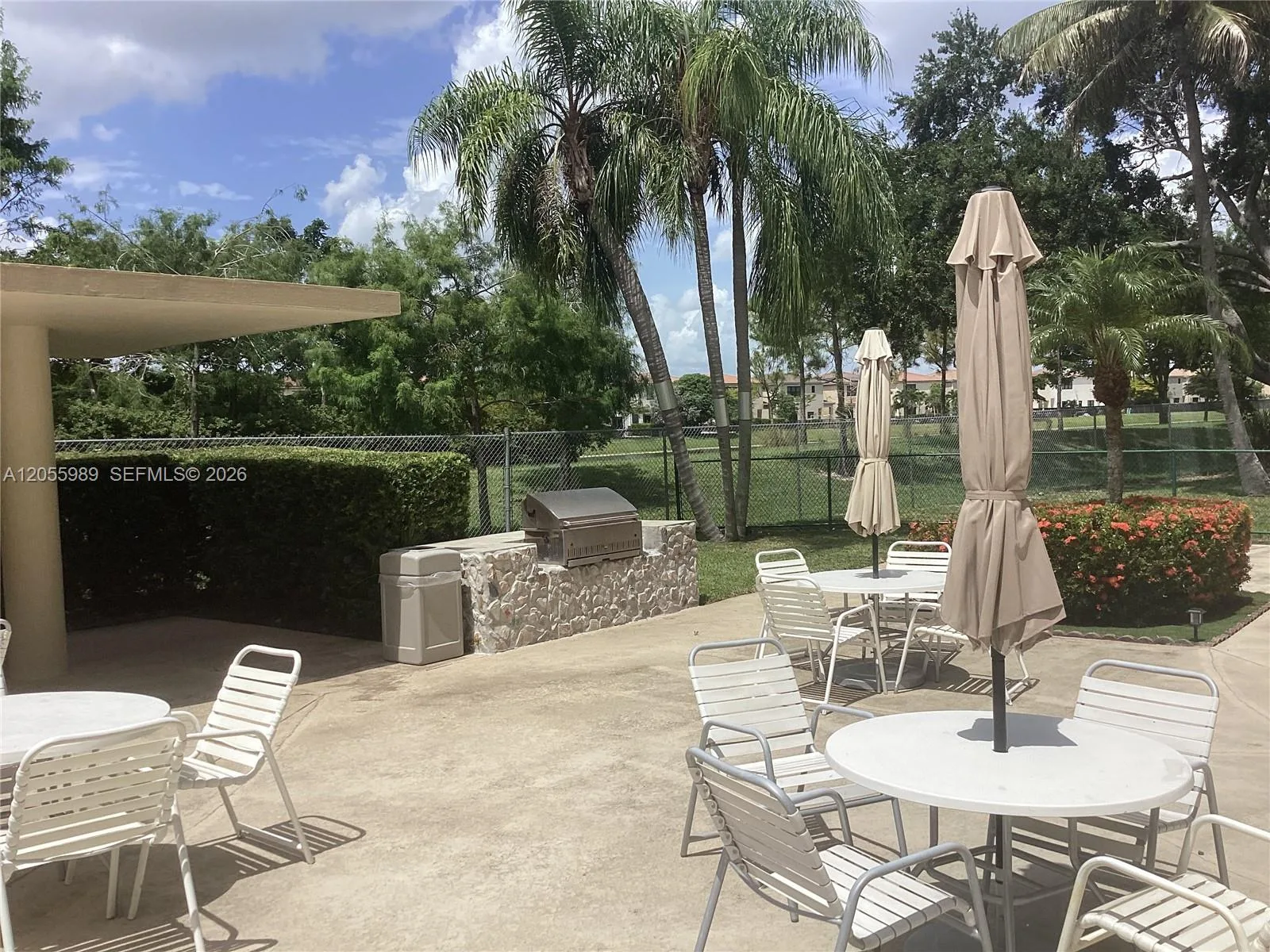 800 NE 195th St # 415, Miami, FL 33179 photo 5