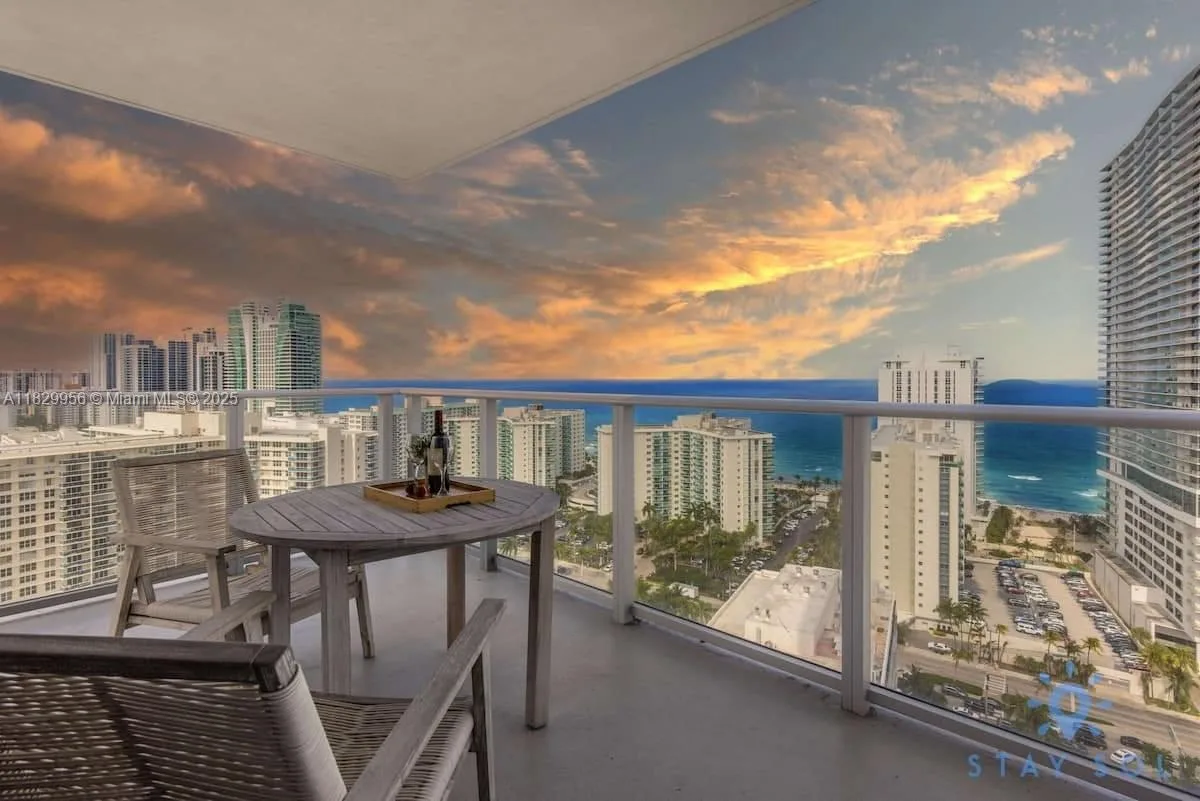 4010 S Ocean Dr # R2001, Hollywood, FL 33019