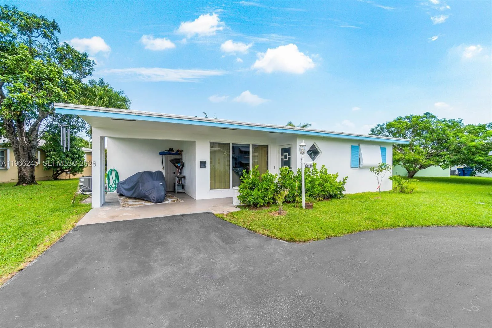 3201 Abbott Ln, Hollywood, FL 33021 photo 3