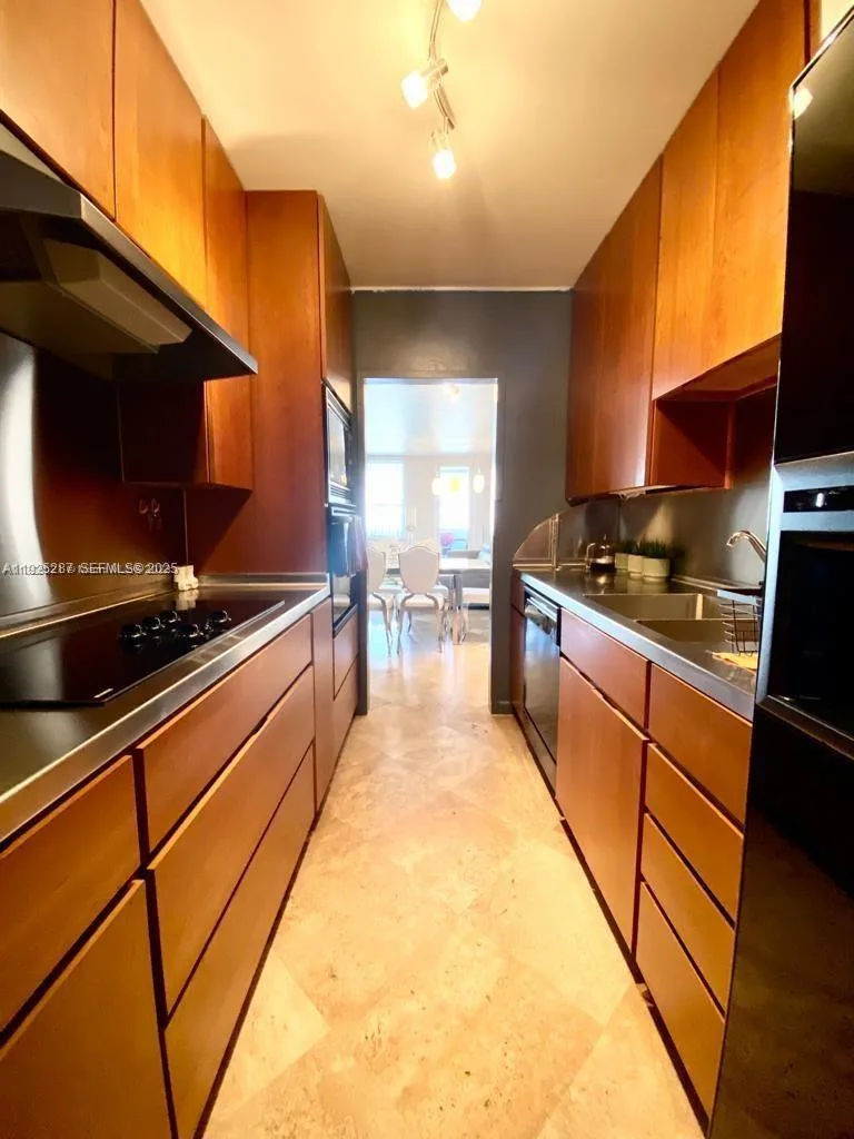 100 Lincoln Rd # 608, Miami Beach, FL 33139 photo 6