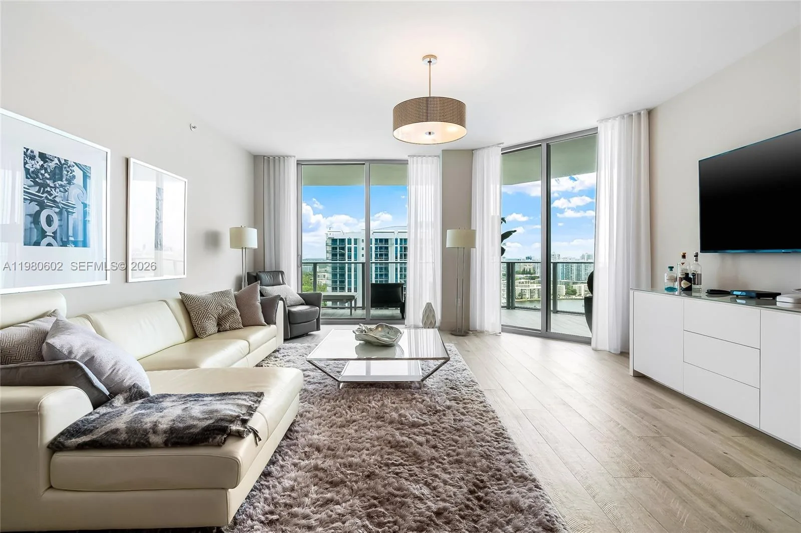 17111 Biscayne Blvd # 2305, North Miami Beach, FL 33160 photo 5