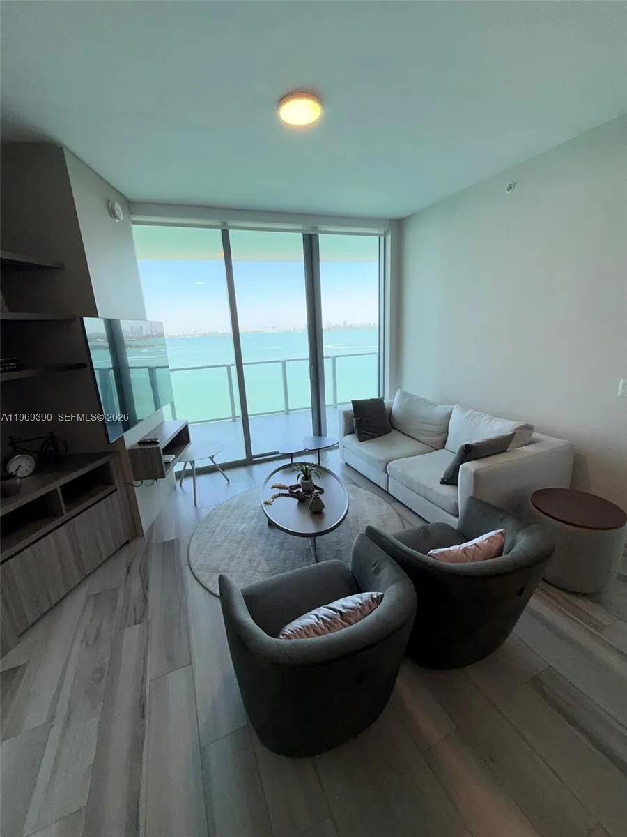 2900 NE 7th Ave # 1205, Miami, FL 33137 photo 7