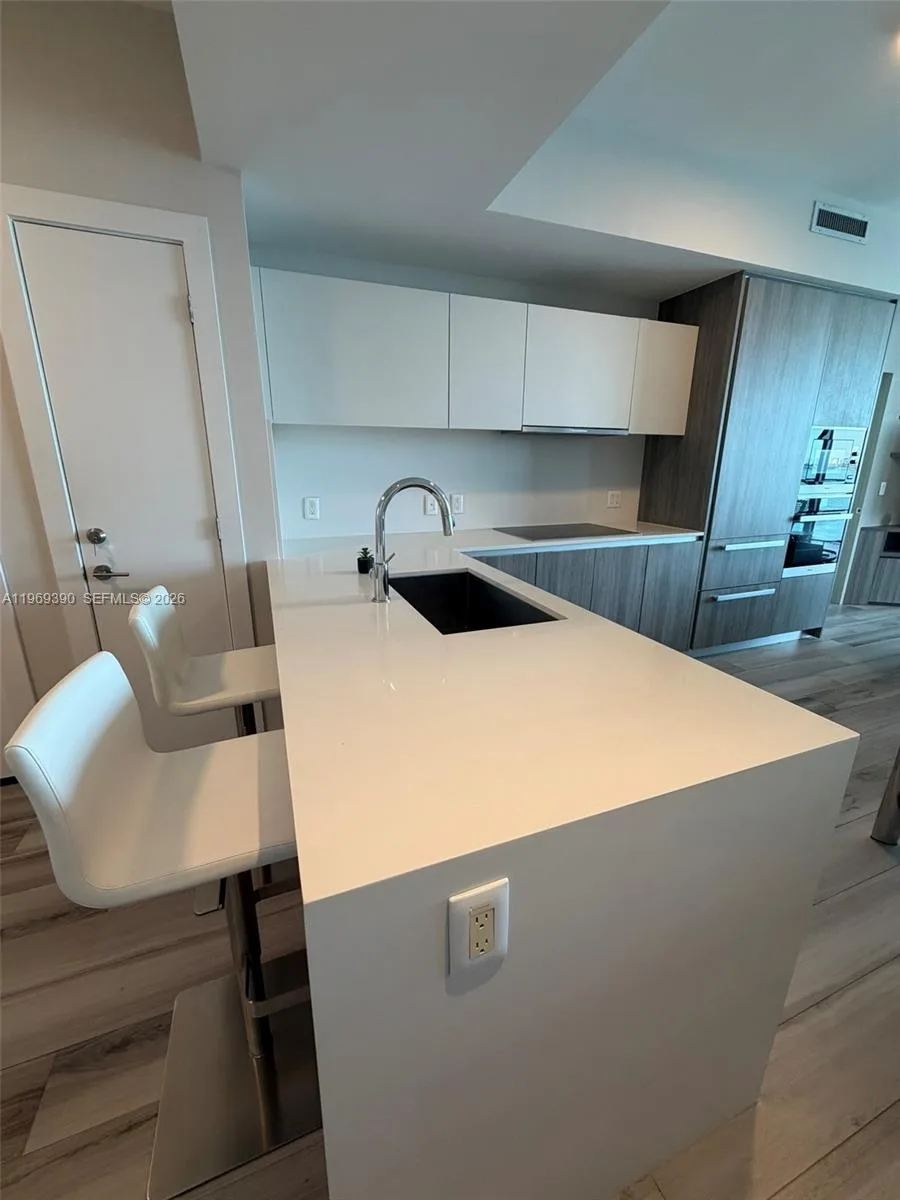 2900 NE 7th Ave # 1205, Miami, FL 33137 photo 9