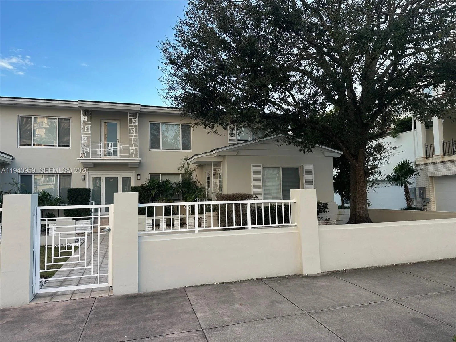 738 Biltmore Way # 1, Coral Gables, FL 33134 photo 2