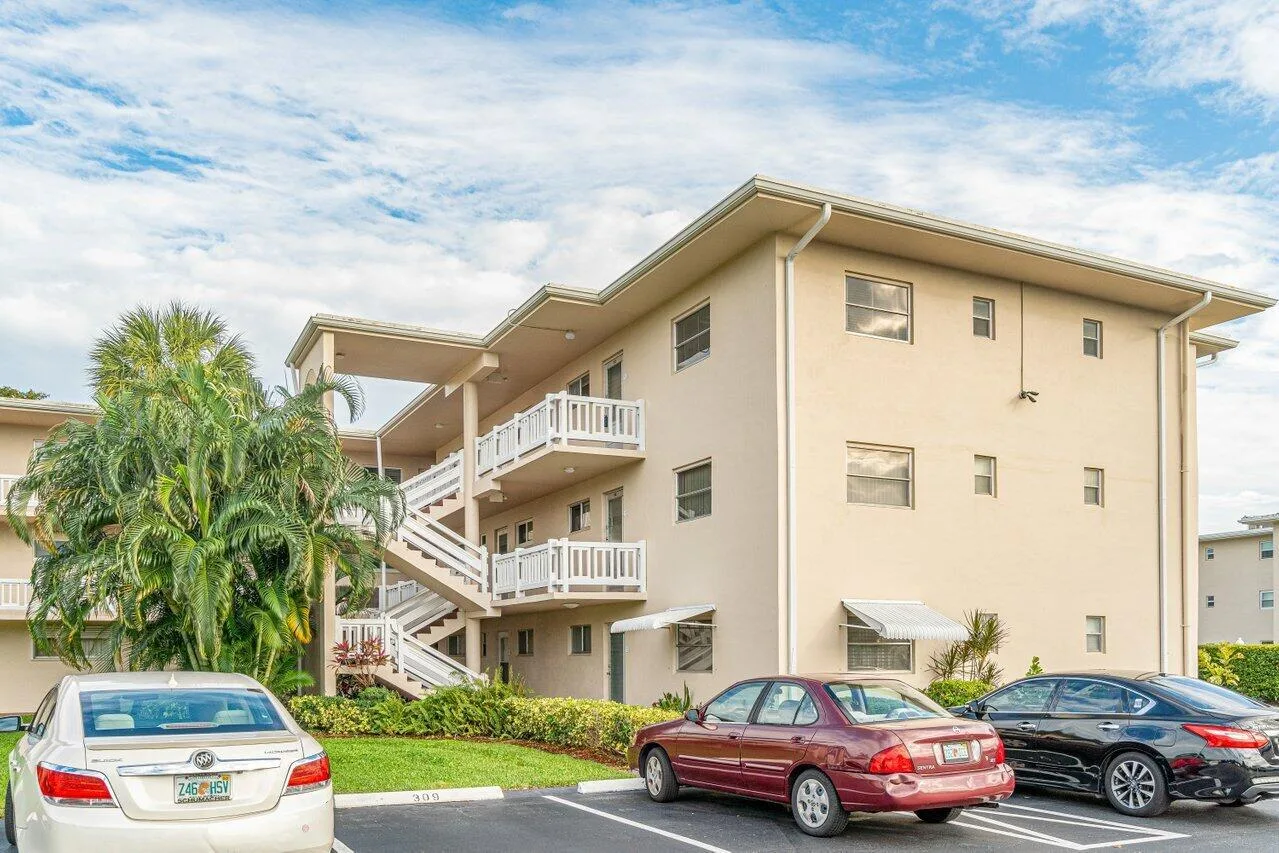 2855 S Garden Drive # 211, Lake Worth, FL 33461