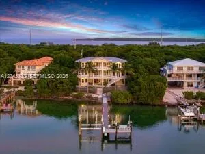 104 Coastal Dr, Key Largo, FL 33037