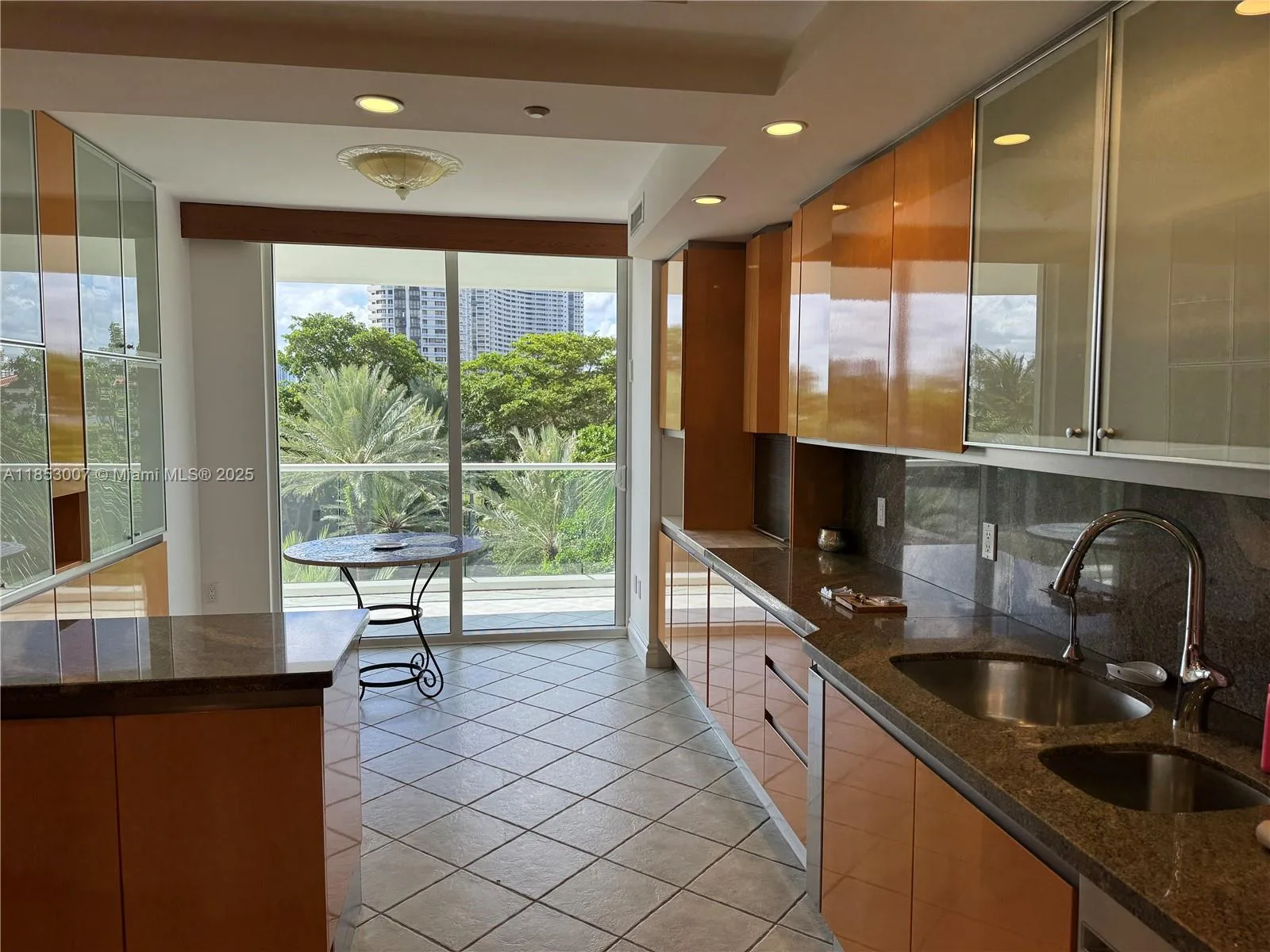 2600 Island Blvd # 505, Aventura, FL 33160 photo 10