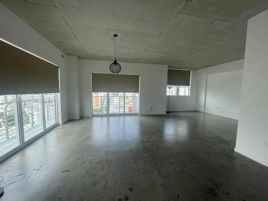 133 NE 2 AVE # 1813, Miami, FL 33132