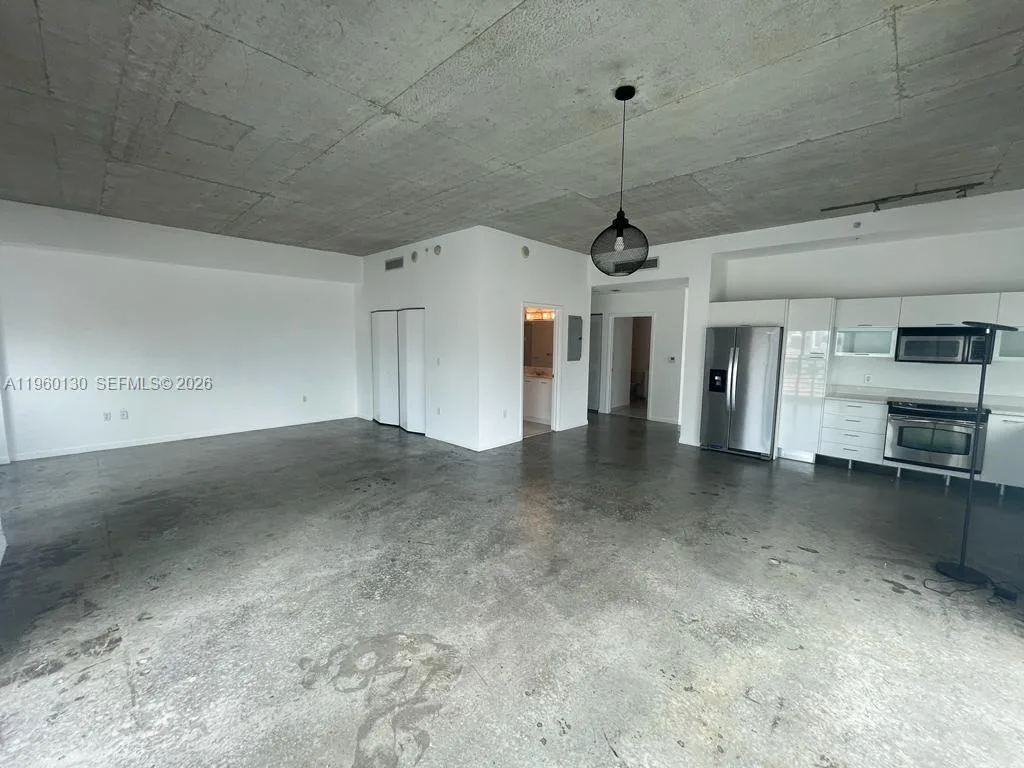 133 NE 2 AVE # 1813, Miami, FL 33132 photo 2