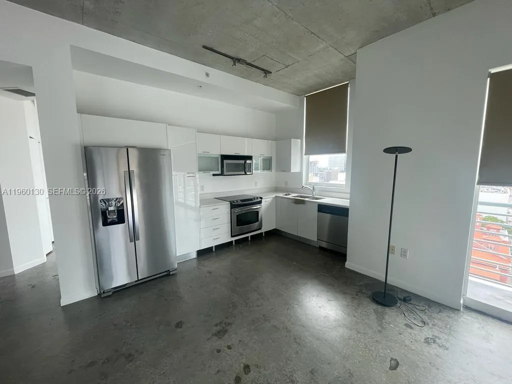 133 NE 2 AVE # 1813, Miami, FL 33132 photo 4