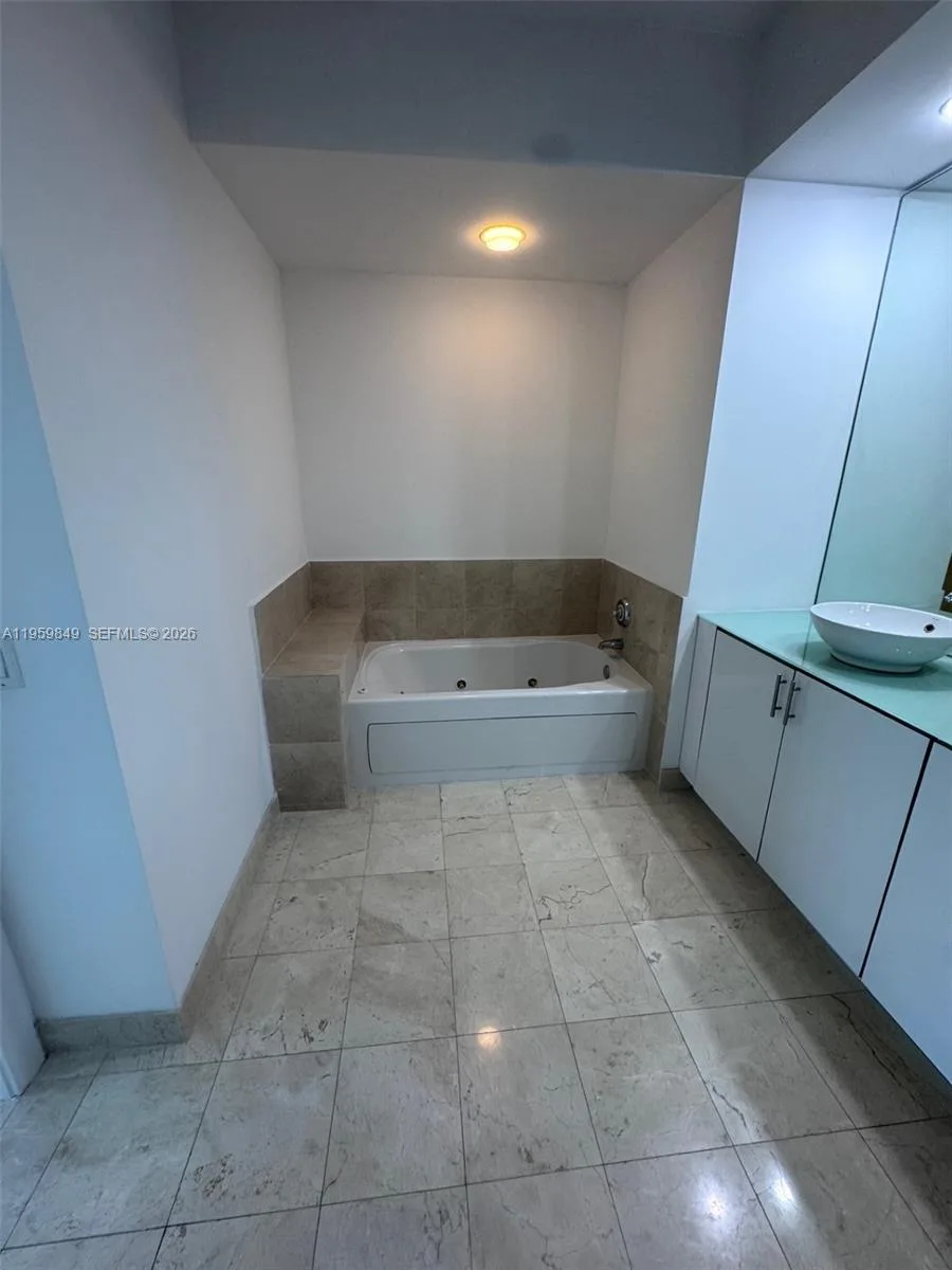 315 NE 3rd Ave # 1905, Fort Lauderdale, FL 33301 photo 11