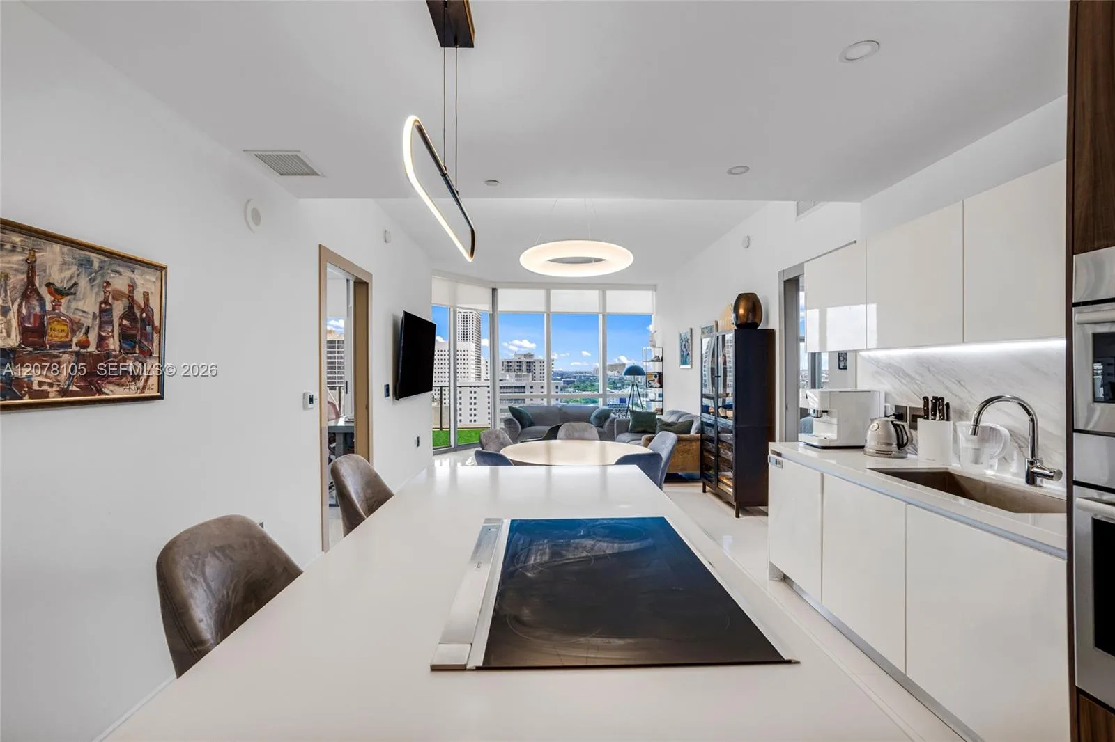 851 NE 1st Ave # 1408, Miami, FL 33132
