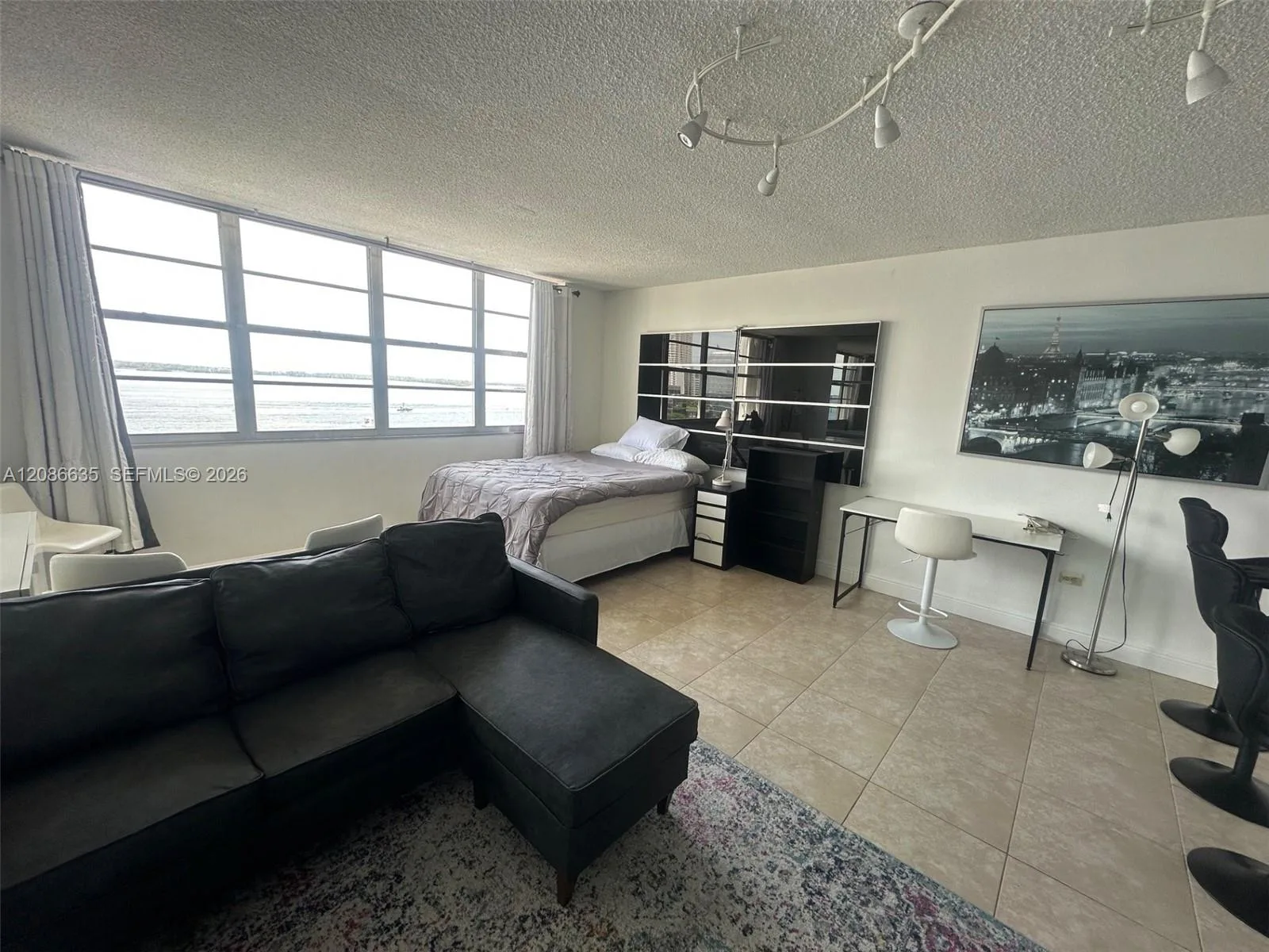 905 Brickell Bay Dr # 1029, Miami, FL 33131