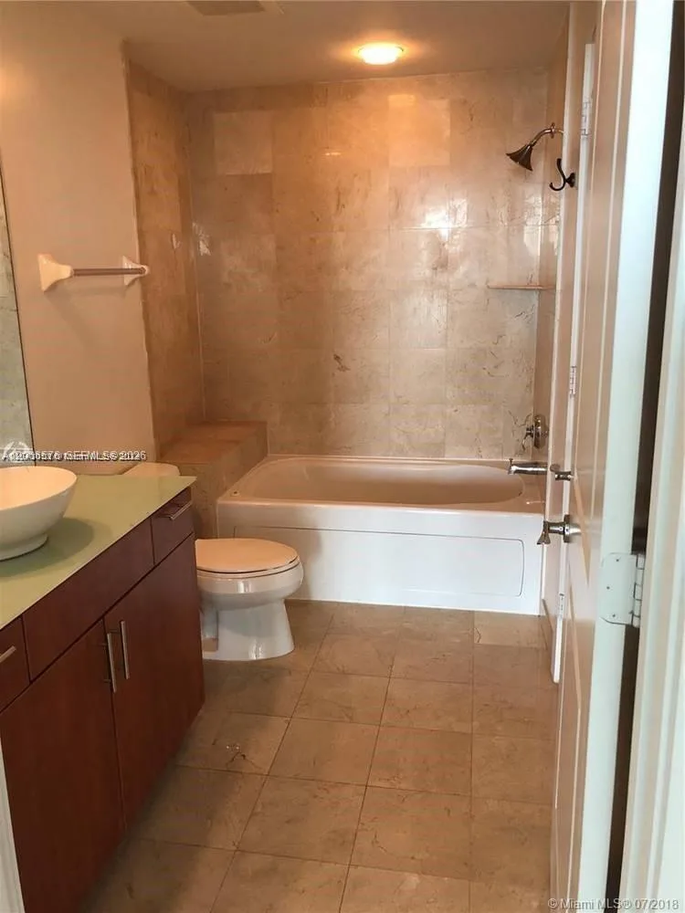315 NE 3rd Ave # 2009, Fort Lauderdale, FL 33301 photo 12