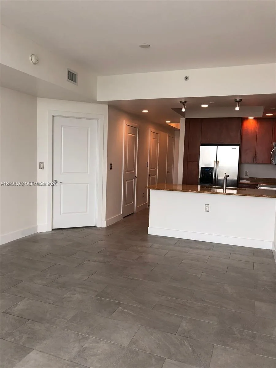 315 NE 3rd Ave # 2009, Fort Lauderdale, FL 33301 photo 7