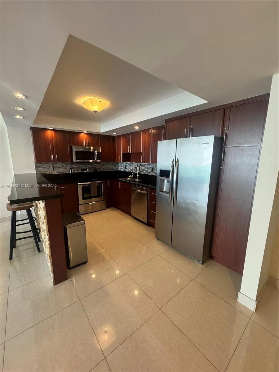 19370 Collins Ave # 1427, Sunny Isles Beach, FL 33160 photo 4