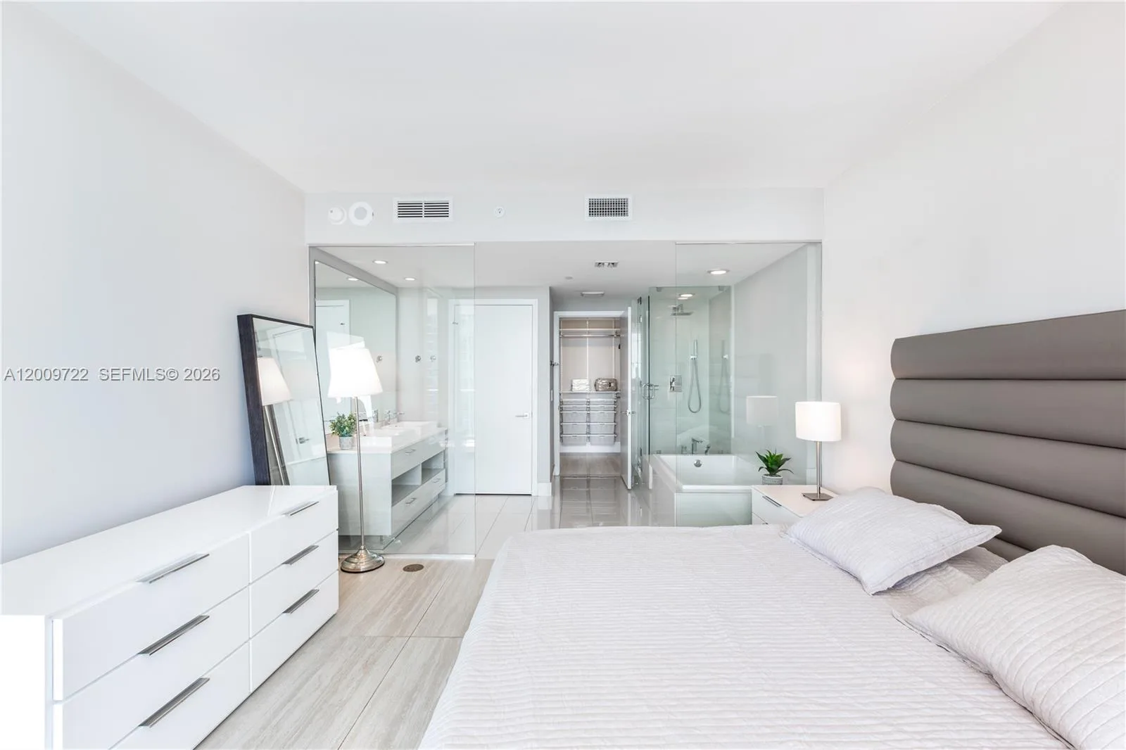 650 NE 32nd St # 3903, Miami, FL 33137 photo 12