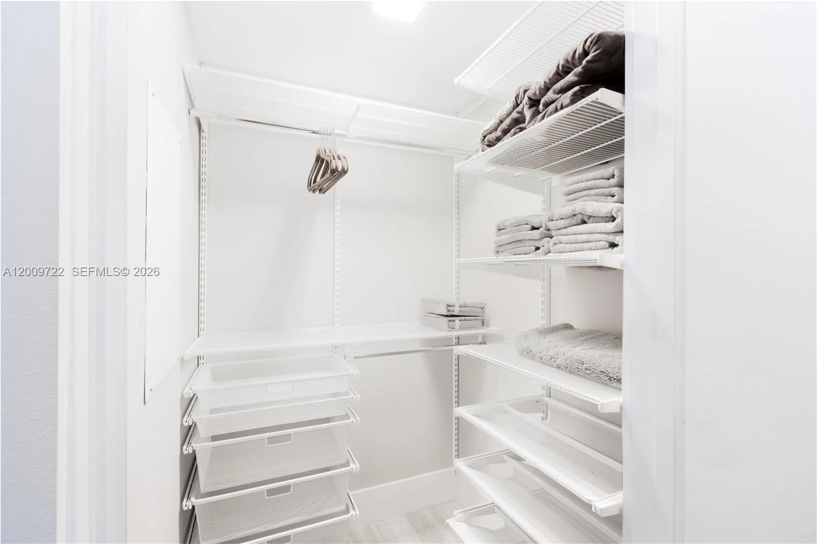 650 NE 32nd St # 3903, Miami, FL 33137 photo 8