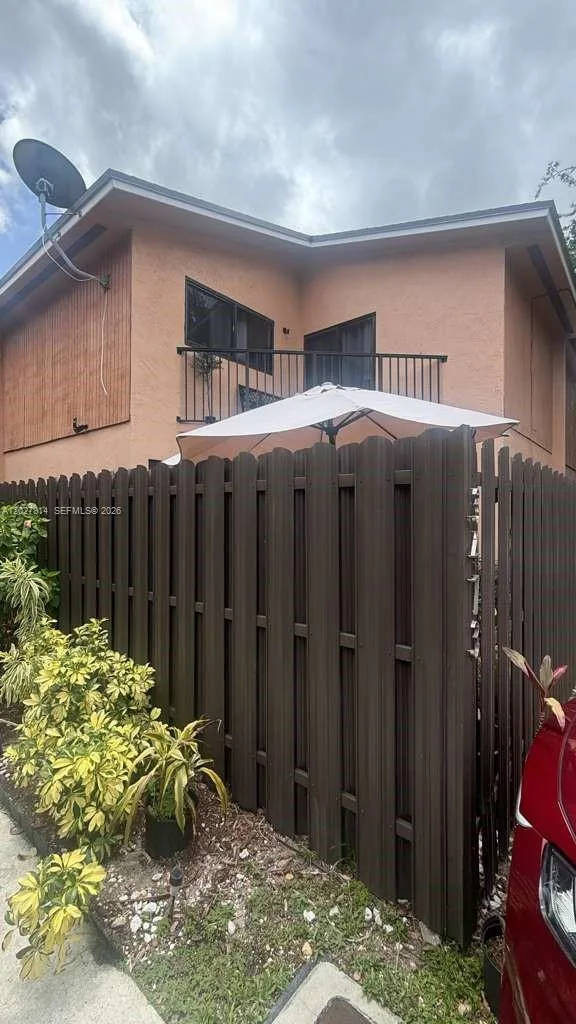3473 SW 52nd Ave, Pembroke Pines, FL 33023