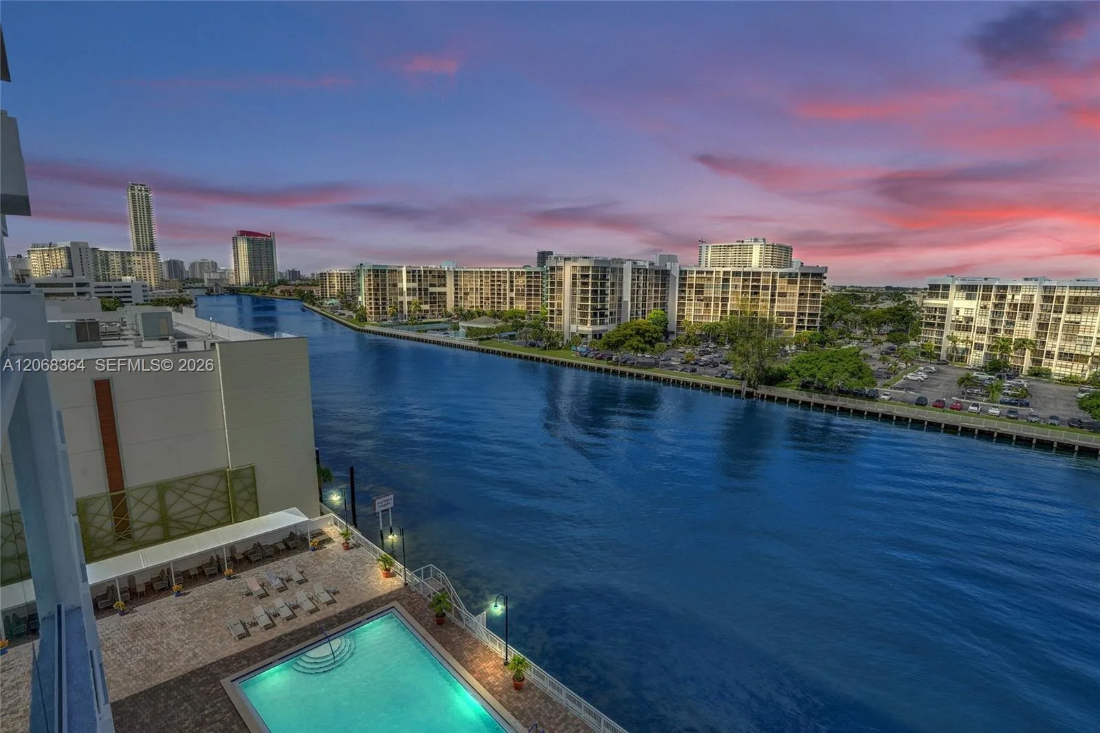 3000 S Ocean Dr # 808, Hollywood, FL 33019