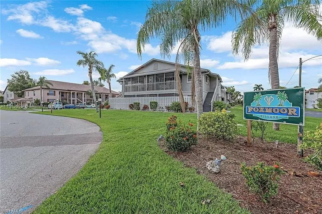 5761 Foxlake Dr # Unit #A, Other City - In The State Of Florida, FL 33917 photo 5