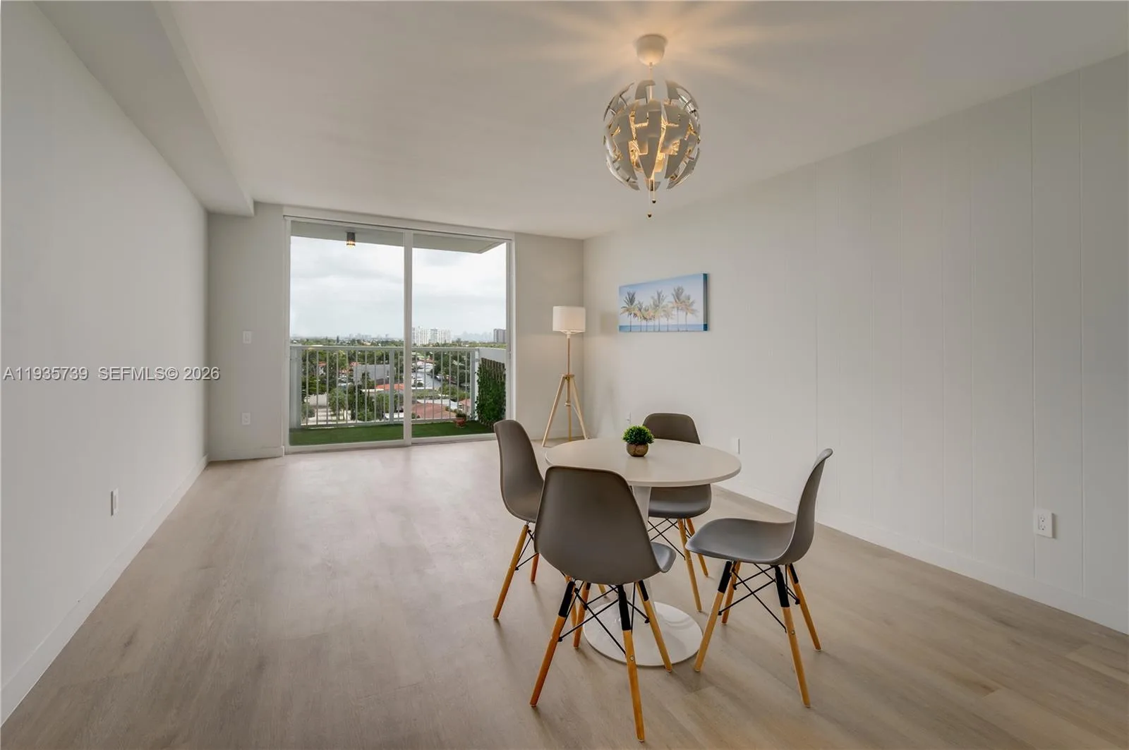 2000 NE 135th St # 908, North Miami, FL 33181