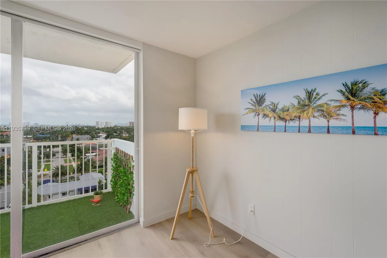 2000 NE 135th St # 908, North Miami, FL 33181 photo 11