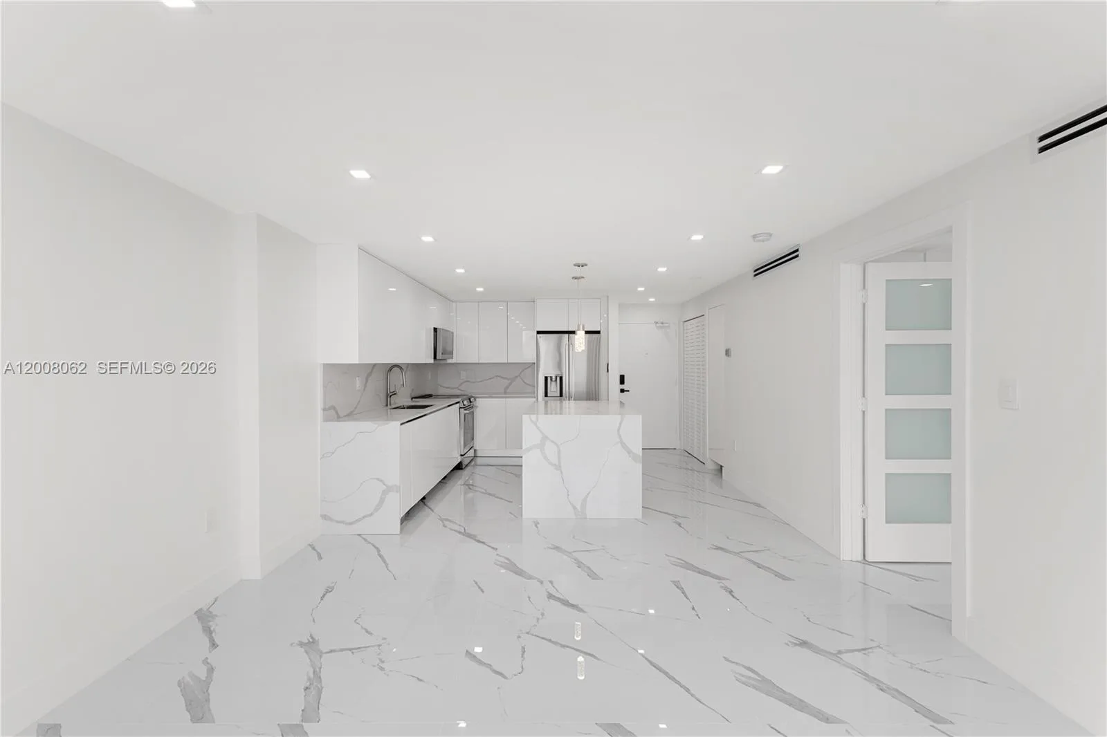 345 Ocean Dr # 708, Miami Beach, FL 33139 photo 13