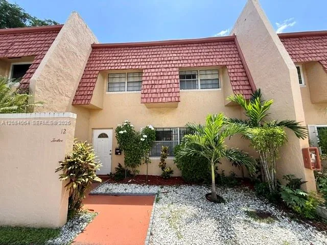 12 Meacham Ln # 12, Tamarac, FL 33319
