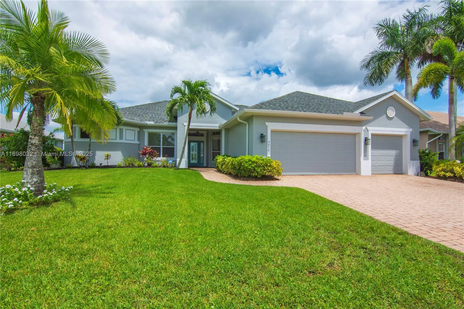 4670 SW Stephanie Ln SW, Vero Beach, FL 32968 photo 4