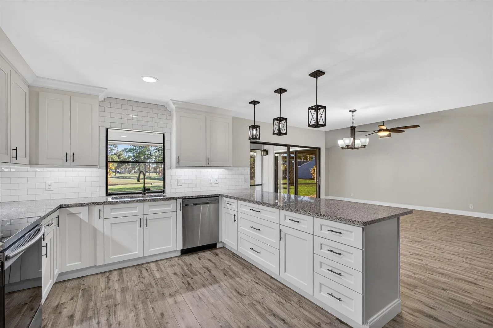 13302 Touchstone Place, Palm Beach Gardens, FL 33418
